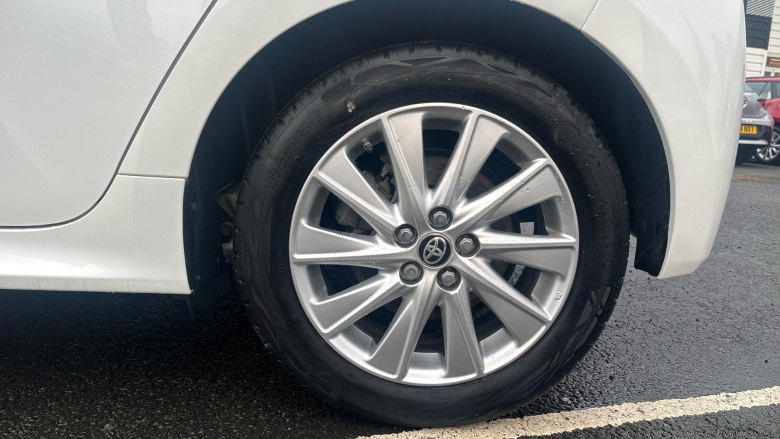 Toyota Yaris 1.5 Hybrid Icon 5dr CVT Hybrid Hatchback